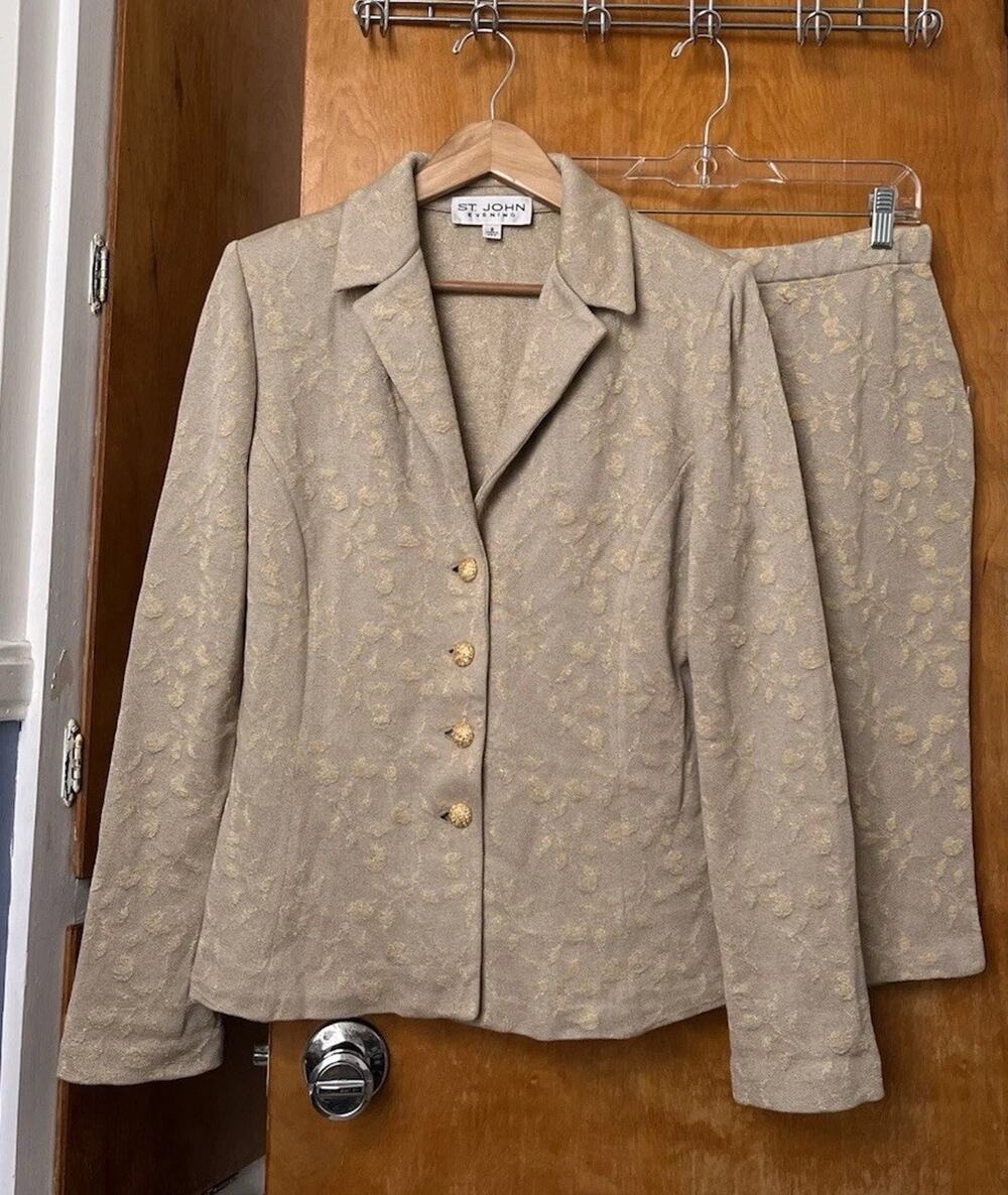 ST JOHN EVENING Gold Metallic Floral Knit Suit Jacket Blazer Skirt Set Size 8
